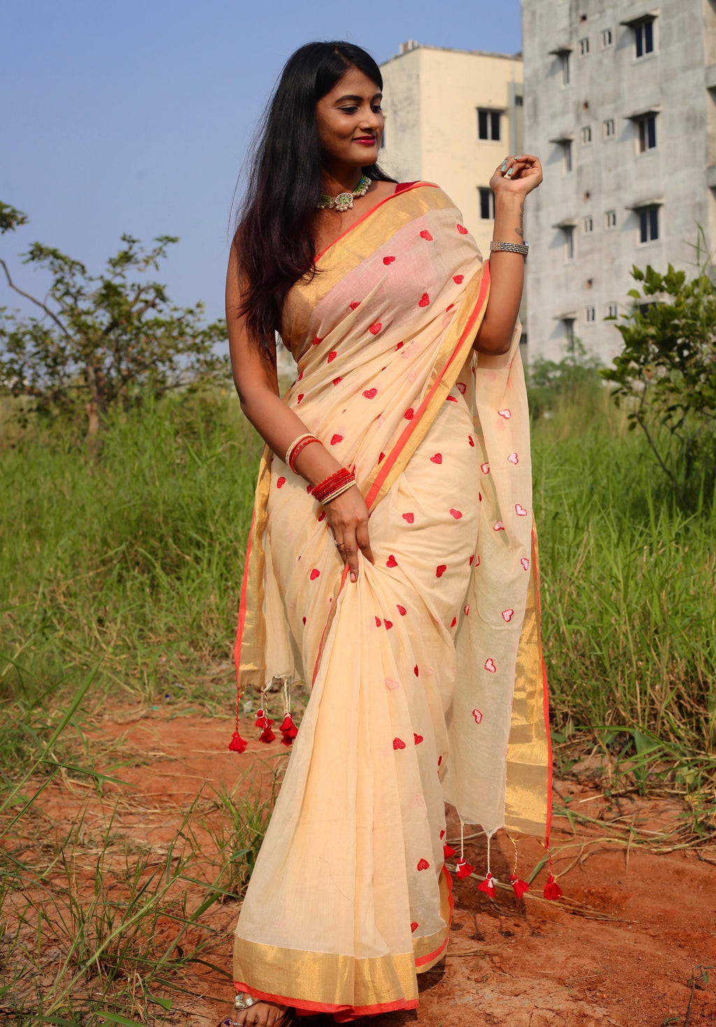 Offwhite Red hearts mulcotton saree