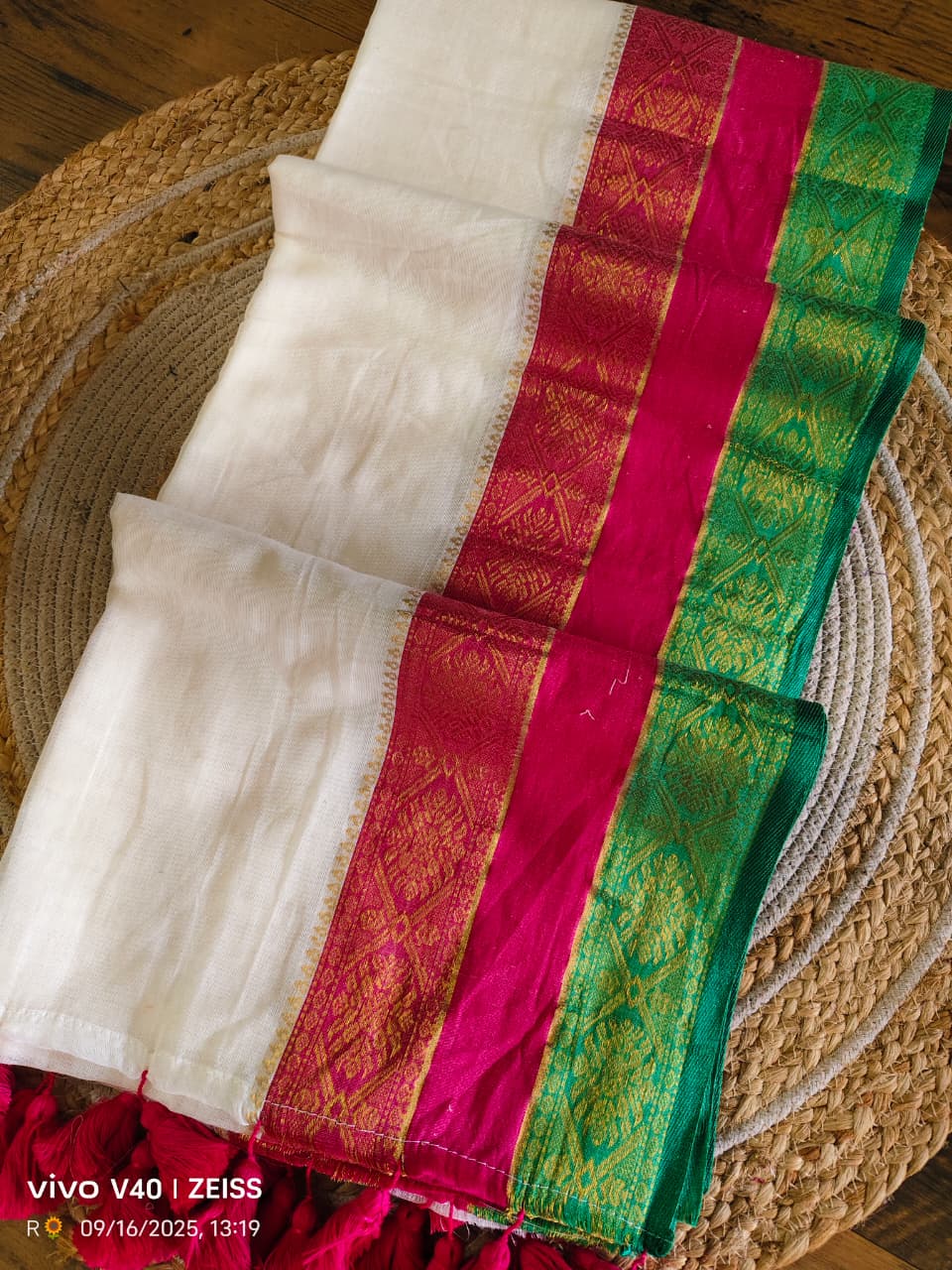 TanujaFame white mulcotton saree